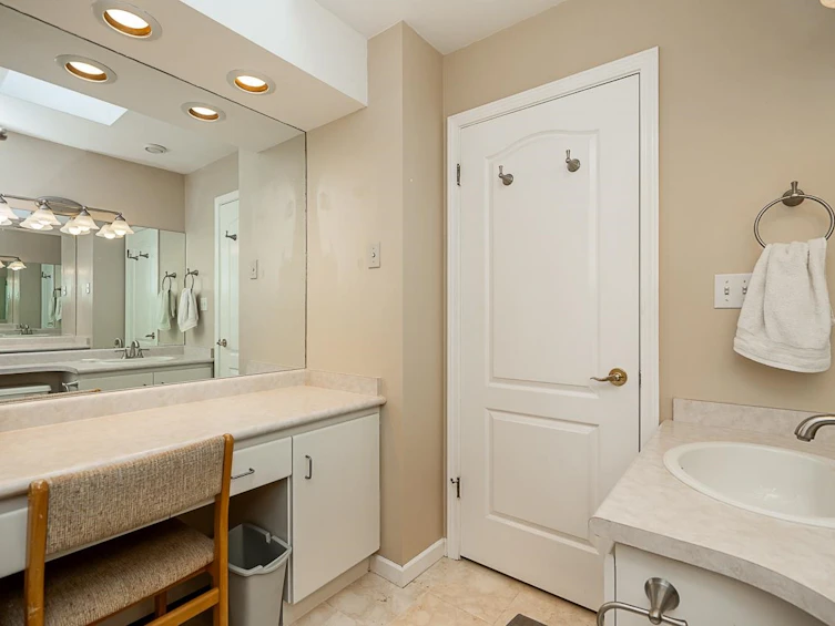 1637 138b Street, Surrey, BC, V4A 9J8 - 27