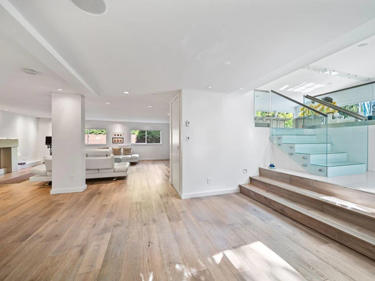 3998 Granville Street, Vancouver, BC, V6H 3L2 - 5