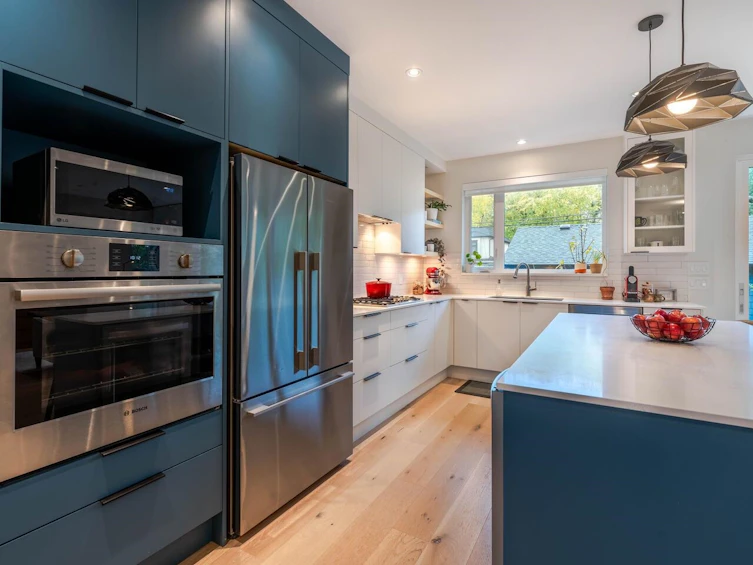 902 E 37th Avenue, Vancouver, BC, V5W 1G2 - 7