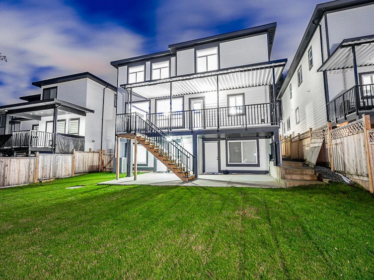 10659 127a Street, Surrey, BC, V3V 5L7 - 40