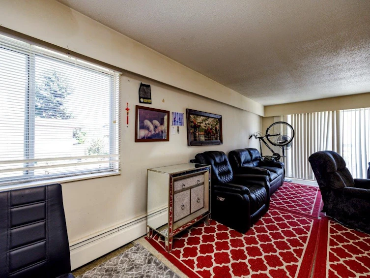 112-135 W 21st Street, North Vancouver, BC, V7M 1Z2 - 21