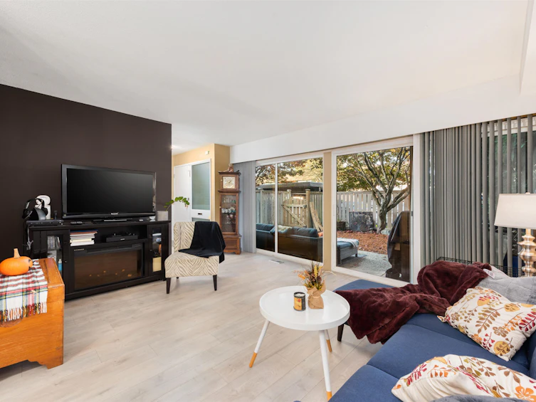 87-10620 No 4 Road, Richmond, BC, V7A 2Z7