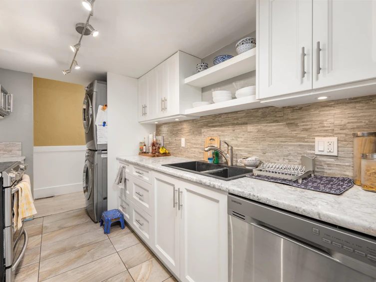 87-10620 No 4 Road, Richmond, BC, V7A 2Z7 - 10
