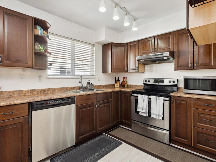 173-10077 156 Street, Surrey, BC, V3R 4L6 - 7