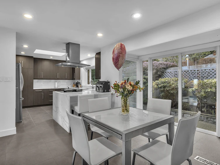 1135 Groveland Court, West Vancouver, BC, V7S 1Z7 - 24