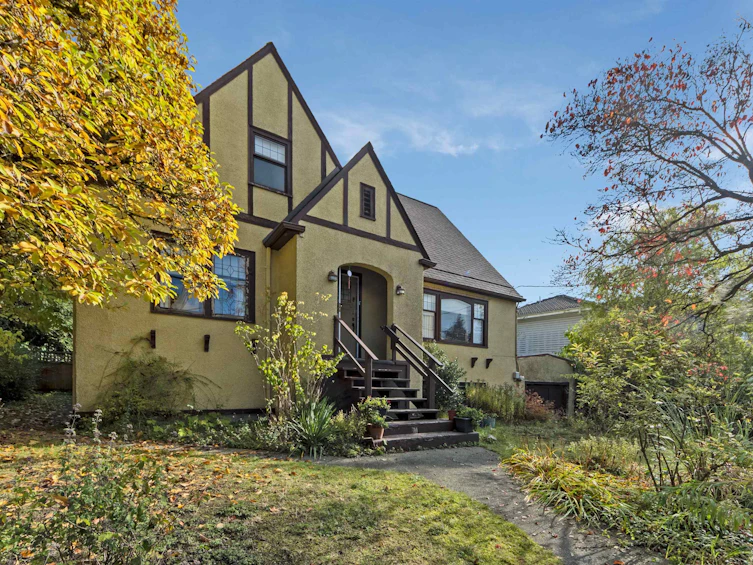 7250 Sussex Avenue, Burnaby, BC, V5J 3V5 - 3