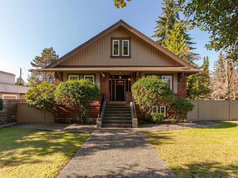 6011 Macdonald Street, Vancouver BC V6N 1E5