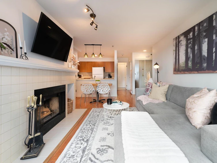 26-939 W 7th Avenue, Vancouver, BC, V5Z 1C4 - 8