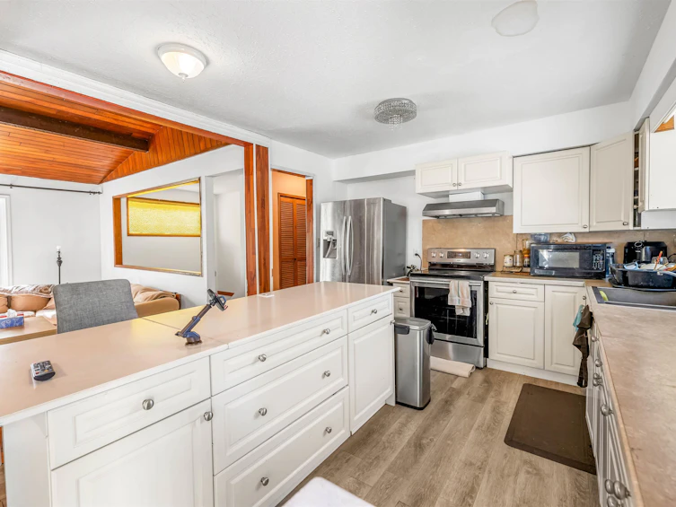 9110 Prest Road, Chilliwack, BC, V2P 8C9 - 4