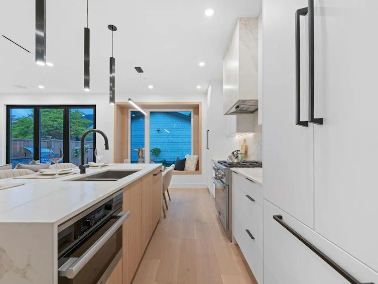 2-3772 W 20th Avenue, Vancouver, BC, V6S 1E8 - 12