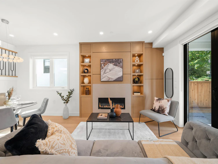1-1161 E 11th Avenue, Vancouver, BC, V5T 2G4 - 2