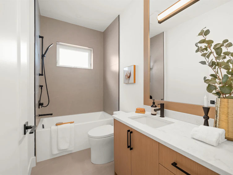1-1161 E 11th Avenue, Vancouver, BC, V5T 2G4 - 23