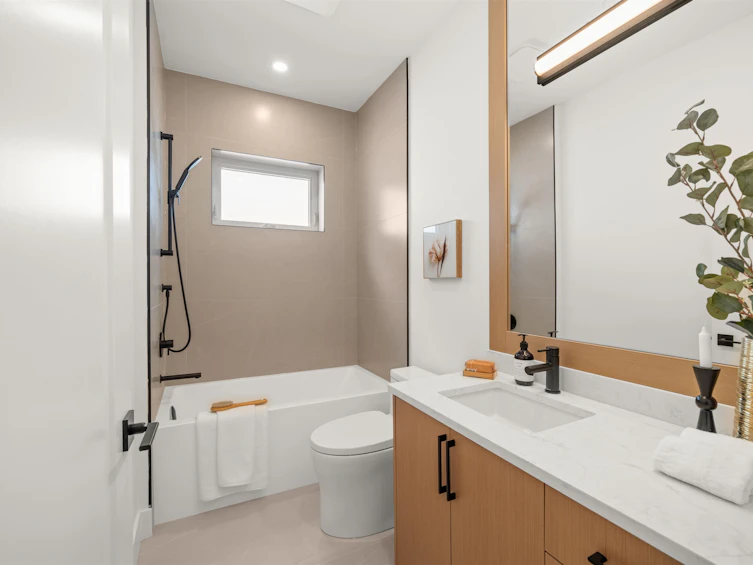 1-1161 E 11th Avenue, Vancouver, BC, V5T 2G4 - 24