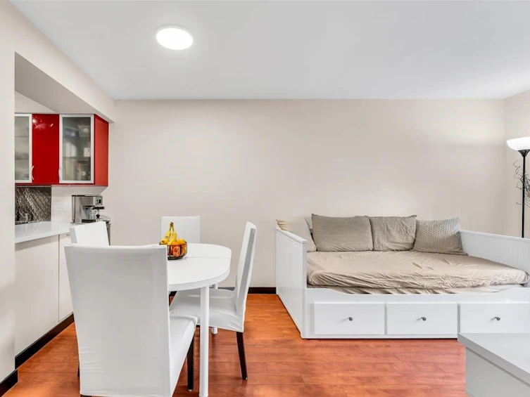 302-2133 Dundas Street, Vancouver, BC, V5L 1J7 - 7