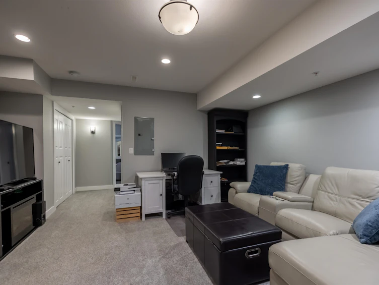23120 Billy Brown Road, Langley, BC, V1M 4G1 - 23