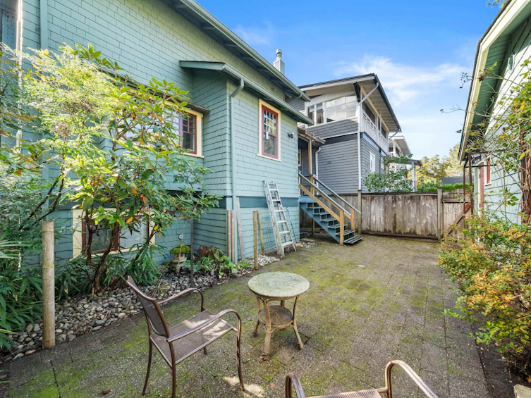 3447-49 W 7th Avenue, Vancouver, BC, V6R 1W2 - 38
