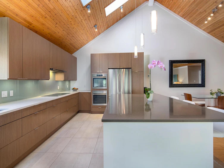 1044 Tobermory Way, Squamish, BC, V0N 1T0 - 7