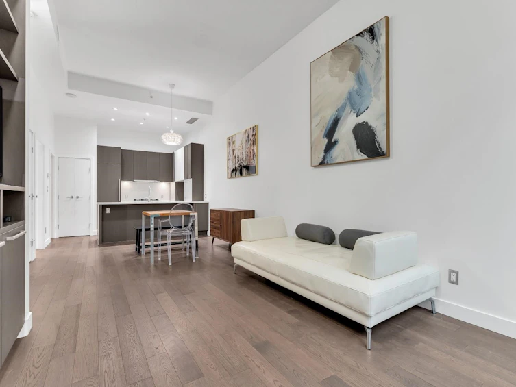 268 W 1st Avenue, Vancouver, BC, V5Y 3T2 - 8