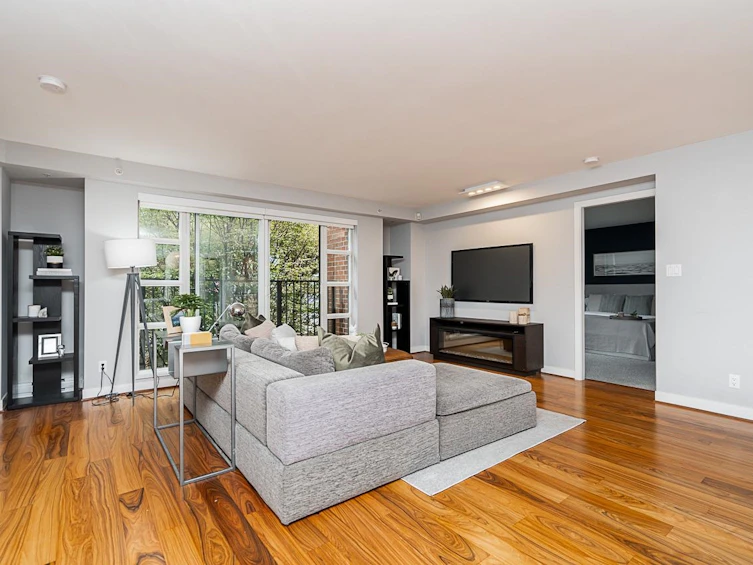 300-1055 Homer Street, Vancouver, BC, V6B 1G3 - 7