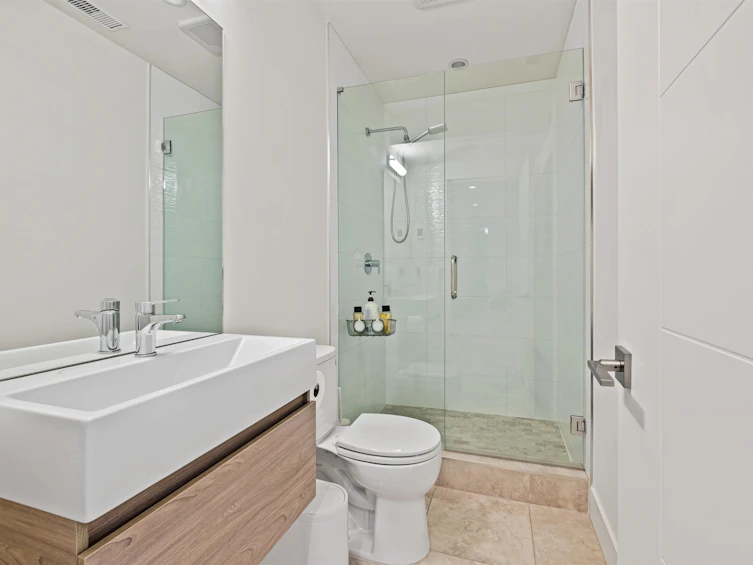 1050 Riverside Drive, North Vancouver, BC, V7H 1V5 - 13