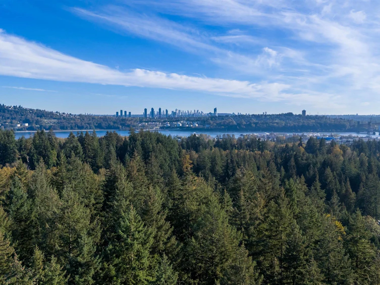 1050 Riverside Drive, North Vancouver, BC, V7H 1V5 - 18