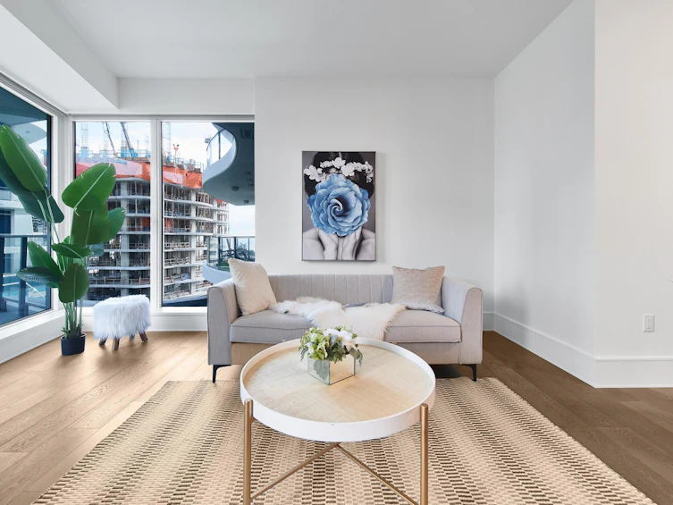 704-1500 Martin Street, Surrey, BC, V4B 0C2 - 2