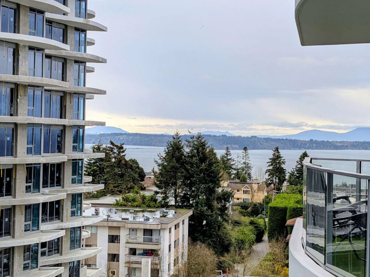 704-1500 Martin Street, Surrey, BC, V4B 0C2 - 29