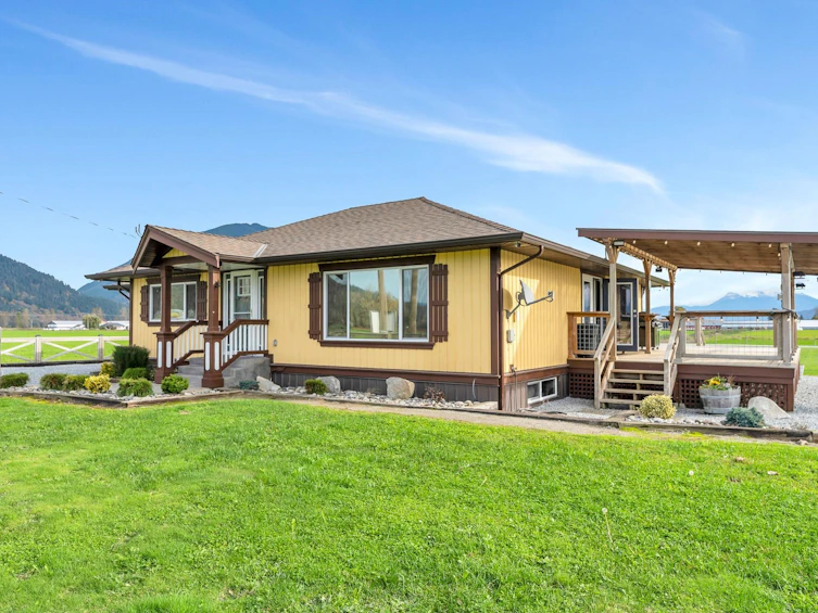 8562 Gledhill Road, Mission, BC, V0M 1H0 - 2