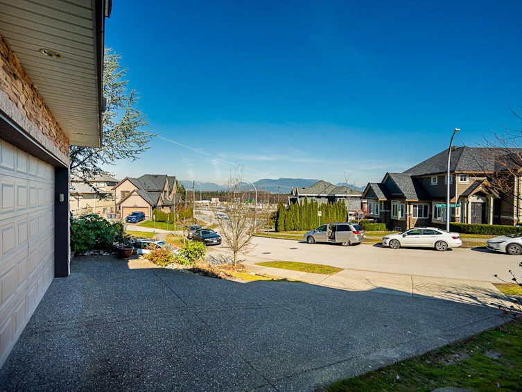 10365 174 Street, Surrey, BC, V4N 5R4 - 2