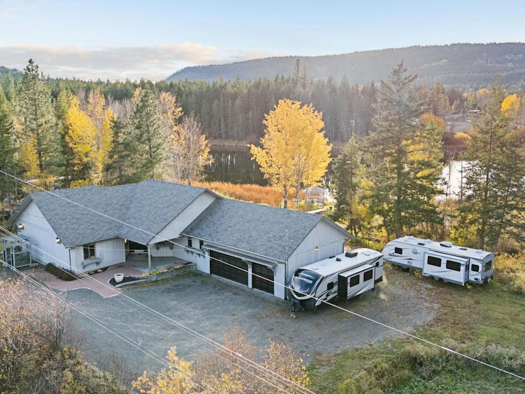 3330 Mckellar Road, West Kelowna, BC, V4T 1W1 - 4