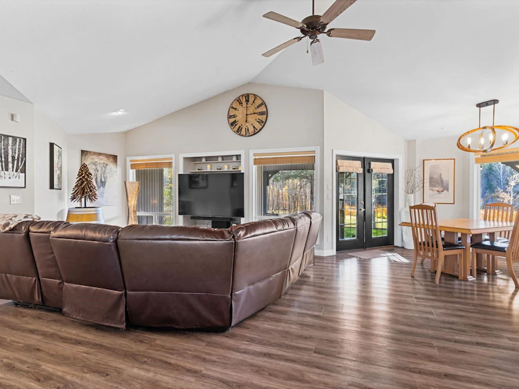 3330 Mckellar Road, West Kelowna, BC, V4T 1W1 - 7