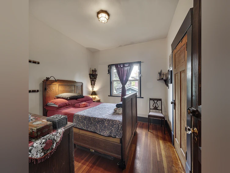 2248 E 3rd Avenue, Vancouver, BC, V5N 1J1 - 15