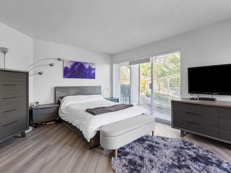 102-15025 Victoria Avenue, Surrey, BC, V4B 1G2 - 12