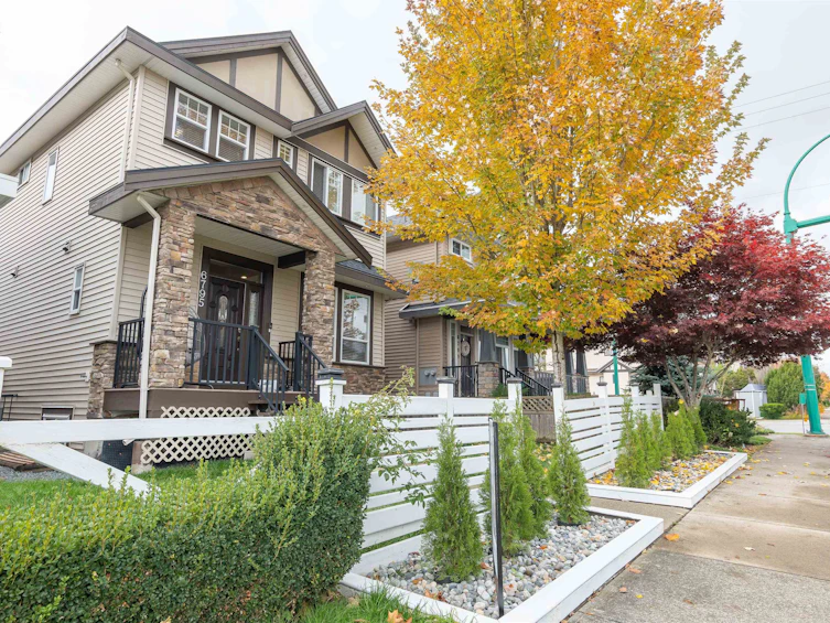 6795 192 Street Diversion, Surrey, BC, V4N 6A3 - 6