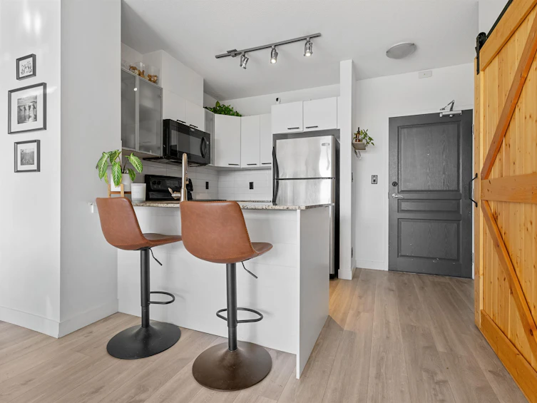 523-4078 Knight Street, Vancouver, BC, V5N 5Y9 - 8