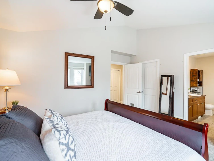 18012 70a Avenue, Surrey, BC, V3S 7C5 - 11