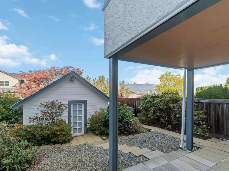 4569 W 2nd Avenue, Vancouver, BC, V6R 1K7 - 26