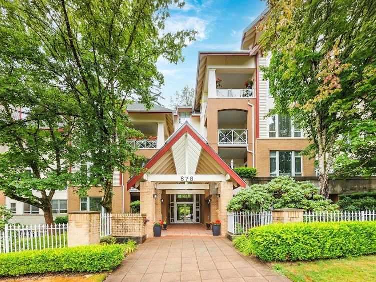302-678 W Queens Road, North Vancouver, BC, V7N 2L3 - 4