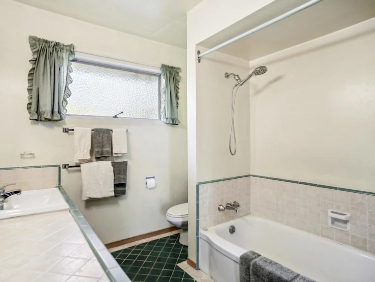 4604 Ranger Avenue, North Vancouver, BC, V7R 3L8 - 21