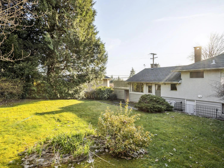 4604 Ranger Avenue, North Vancouver, BC, V7R 3L8 - 31
