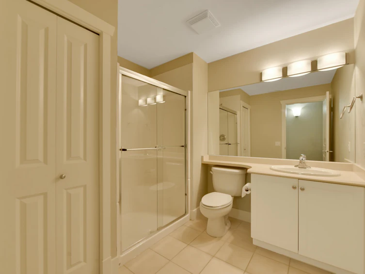 42-18088 8th Avenue, Surrey, BC, V3Z 9T6 - 35
