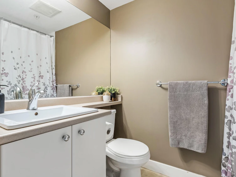 306-45561 Yale Road, Chilliwack, BC, V2P 0A8 - 23