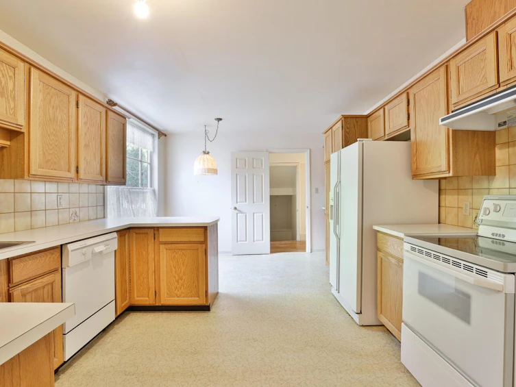 5377 Coulthard Place, Surrey, BC, V3X 3E4 - 11