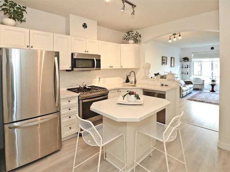 301-2175 Salal Drive, Vancouver, BC, V6K 4V2 - 14