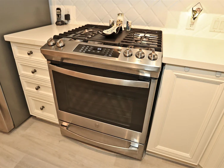 301-2175 Salal Drive, Vancouver, BC, V6K 4V2 - 16