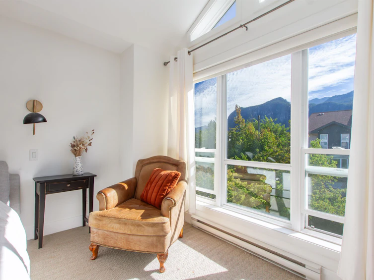 10-1233 Main Street, Squamish, BC, V8B 0P7 - 12