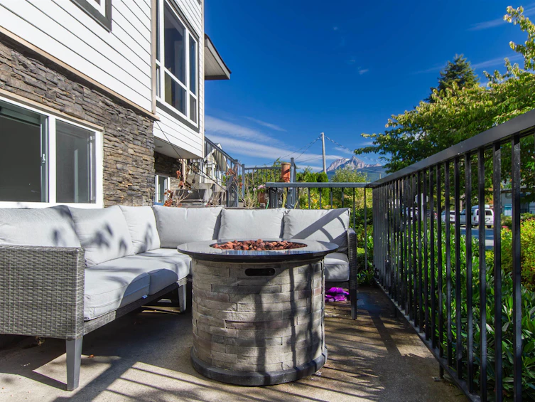 10-1233 Main Street, Squamish, BC, V8B 0P7 - 23