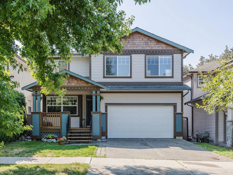 24152 Hill Avenue, Maple Ridge BC V2W 2C9