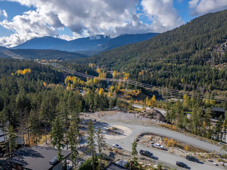 9232 Wedgemount Plateau Drive, Whistler, BC, V8E 1M1 - 10