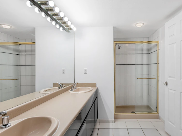 402-1188 Quebec Street, Vancouver, BC, V6A 4B3 - 15